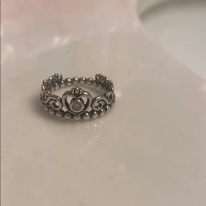Pandora crown ring